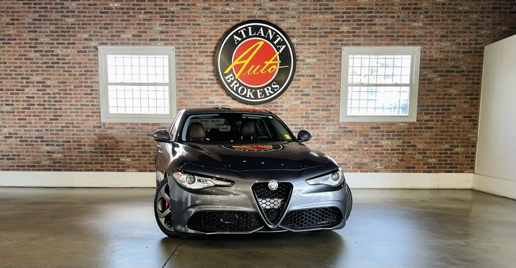 2018 Alfa Romeo Giulia - 1