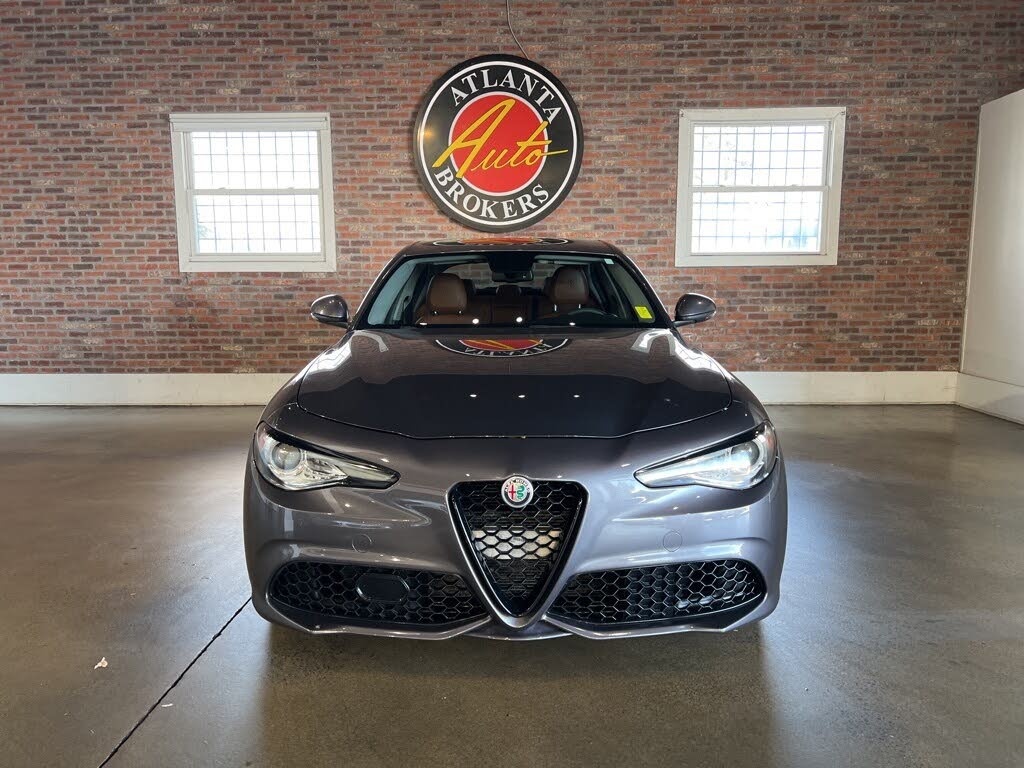 2018 Alfa Romeo Giulia - 11