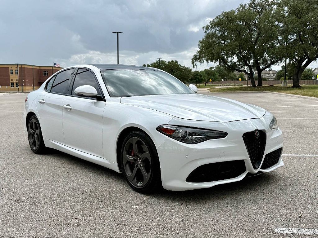 2017 Alfa Romeo Giulia Ti