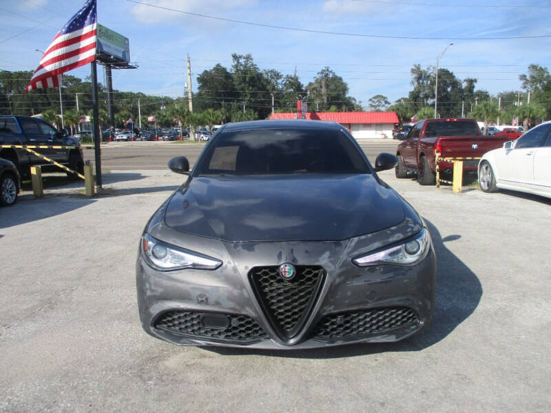 2017 Alfa Romeo Giulia - 5