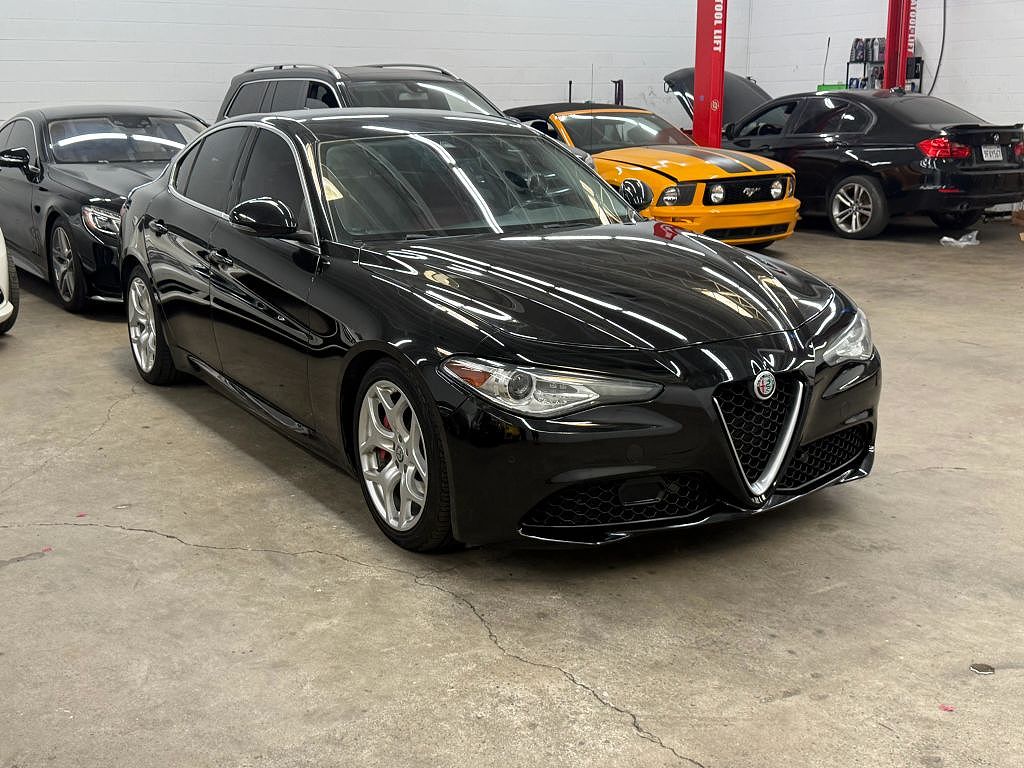 2018 Alfa Romeo Giulia Ti Lusso