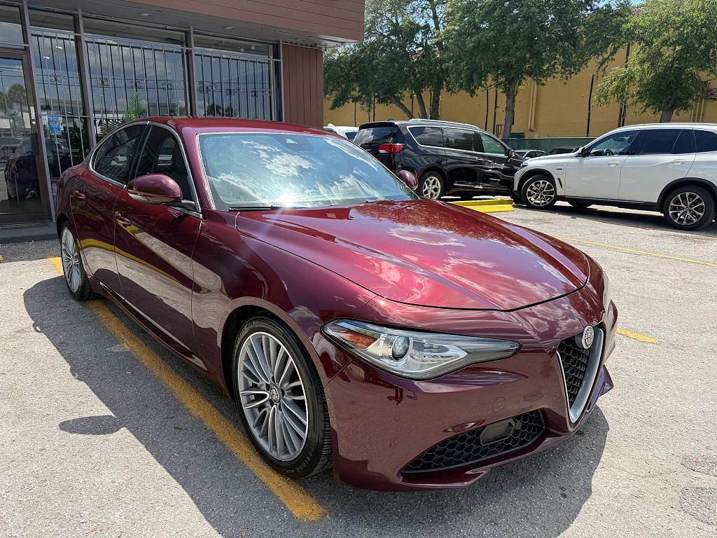 2018 Alfa Romeo Giulia Ti Lusso