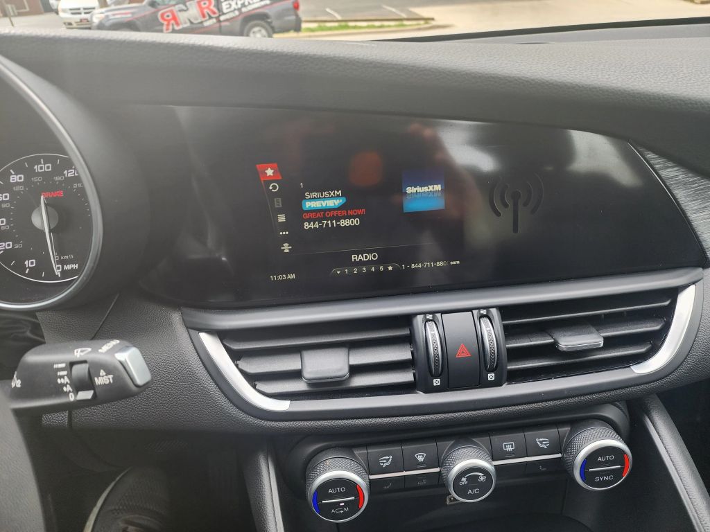 2018 Alfa Romeo Giulia - 17