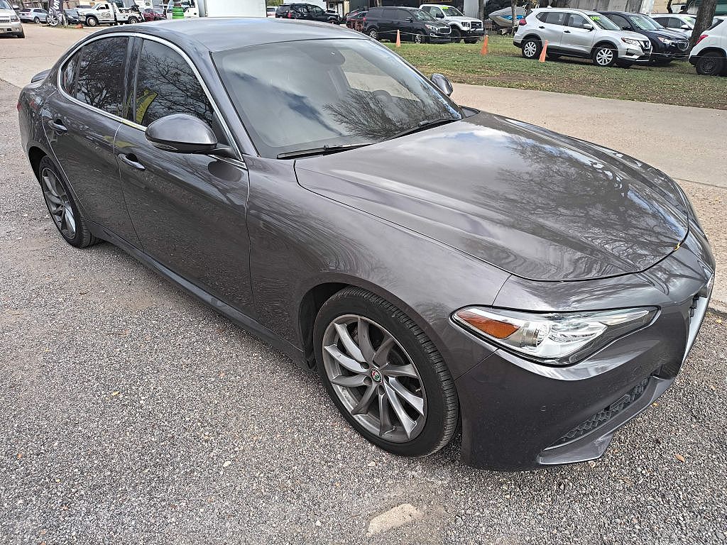 2017 Alfa Romeo Giulia Ti