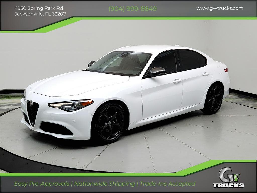 2019 Alfa Romeo Giulia Sport