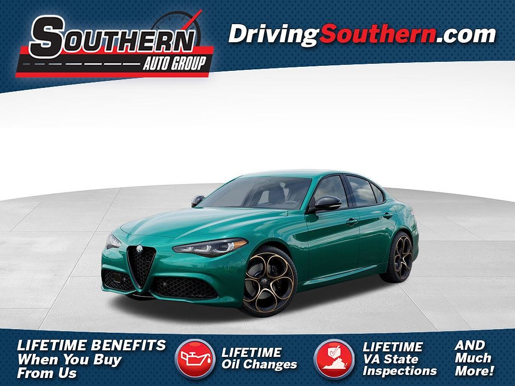 2025 Alfa Romeo Giulia Intensa
