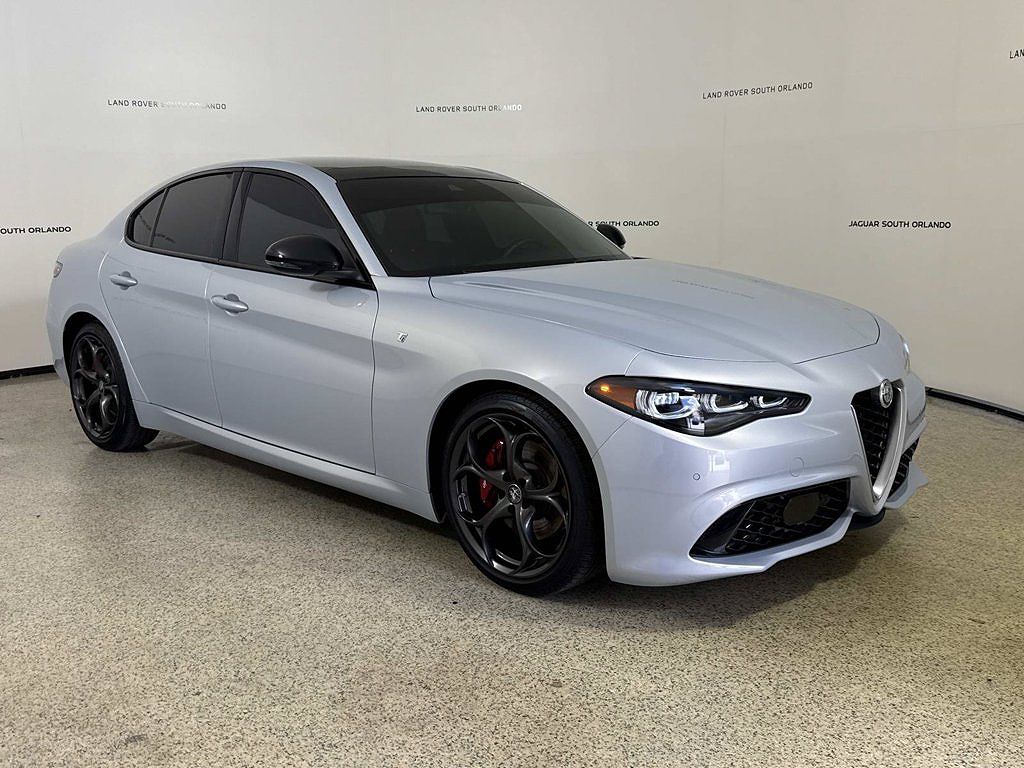 2024 Alfa Romeo Giulia Ti