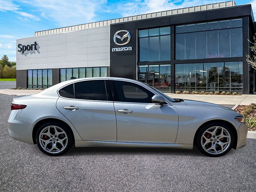 2021 Alfa Romeo Giulia Ti Sport
