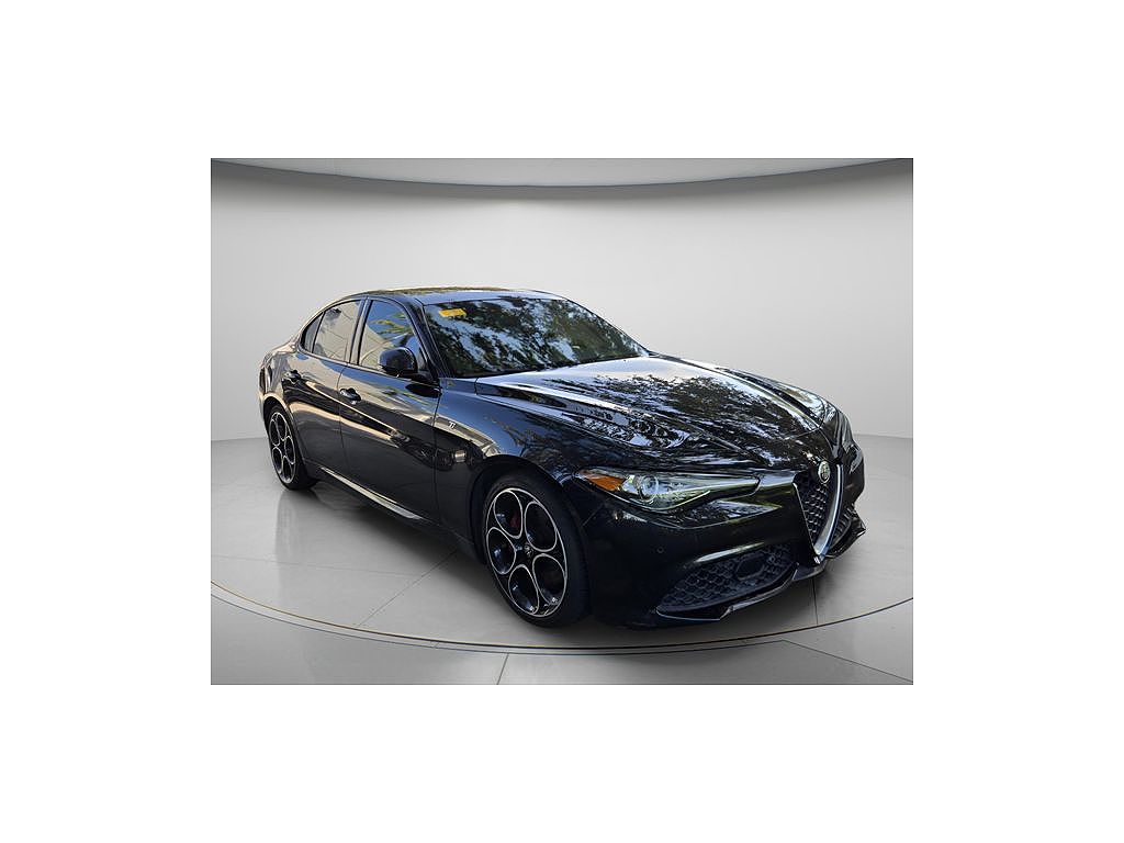 2022 Alfa Romeo Giulia Ti