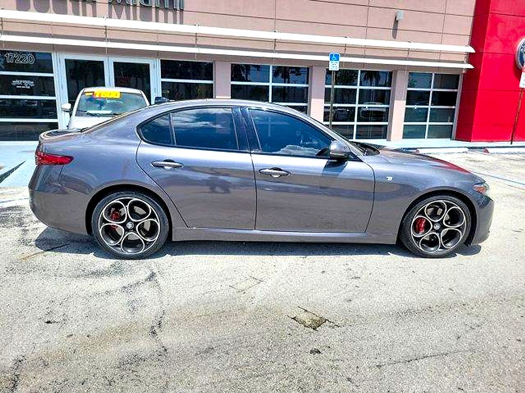 2023 Alfa Romeo Giulia Ti
