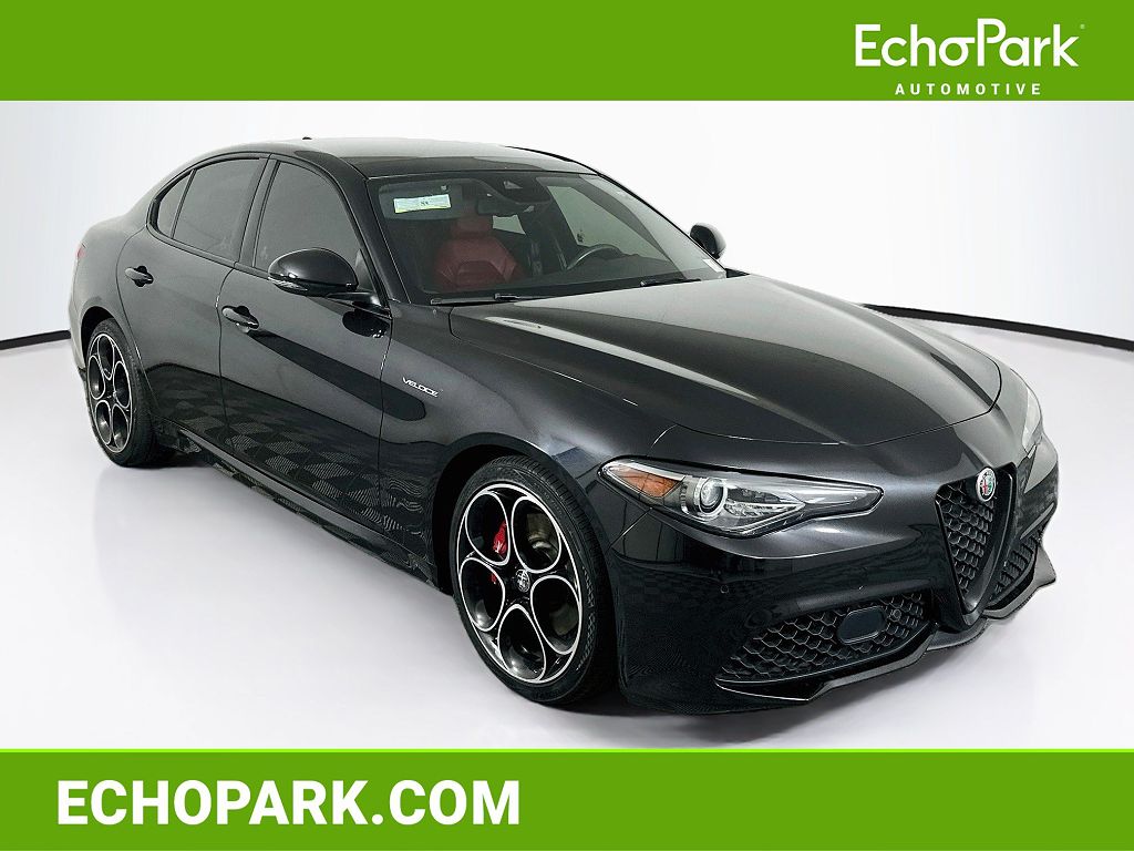 2023 Alfa Romeo Giulia Veloce