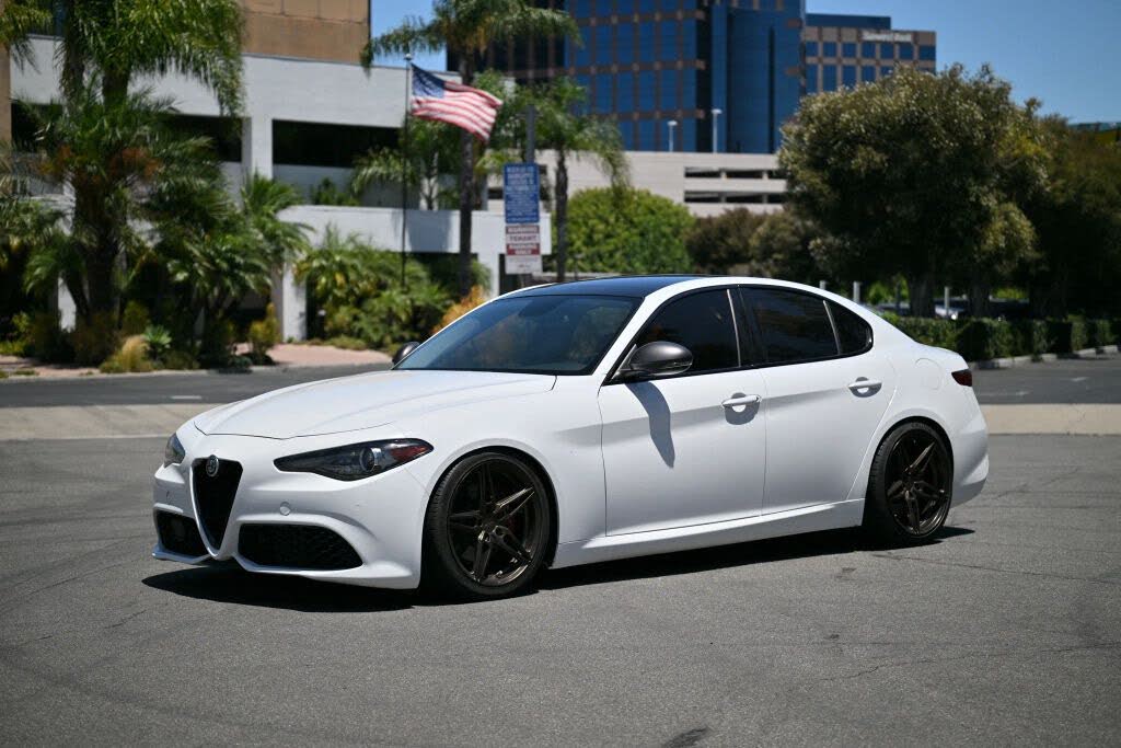2019 Alfa Romeo Giulia Ti Sport