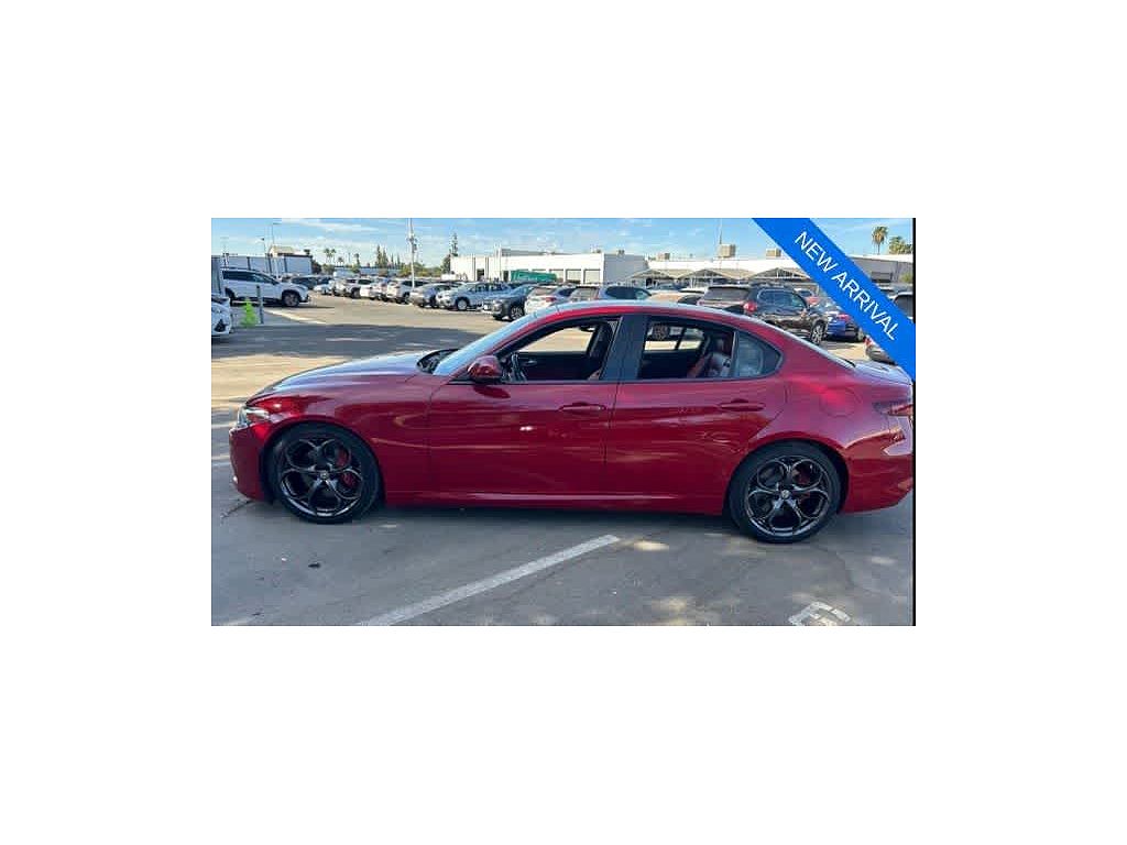 2019 Alfa Romeo Giulia Ti Sport Carbon