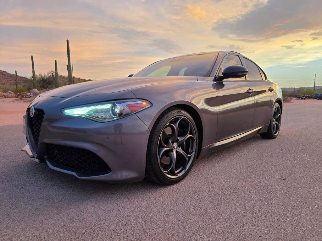 2020 Alfa Romeo Giulia Ti Sport