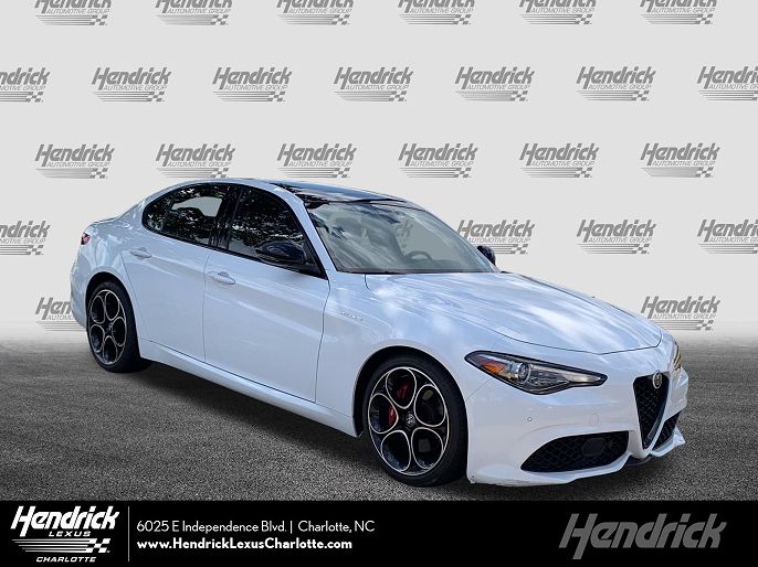 2022 Alfa Romeo Giulia Veloce