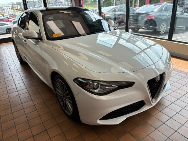 2019 Alfa Romeo Giulia Ti Lusso