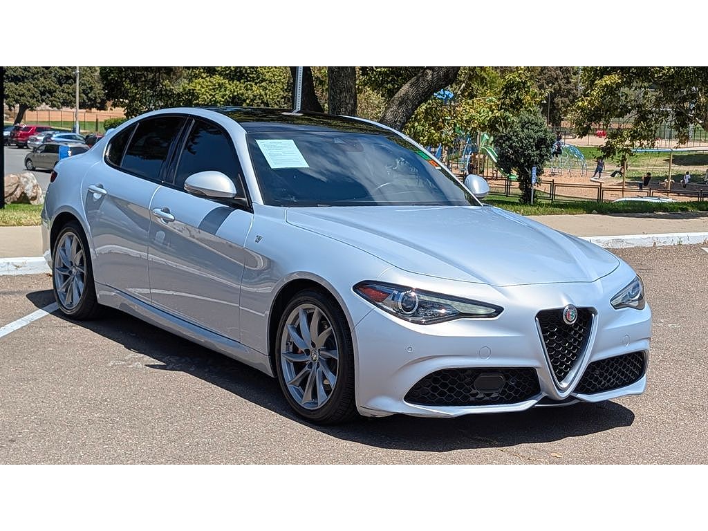 2022 Alfa Romeo Giulia Veloce