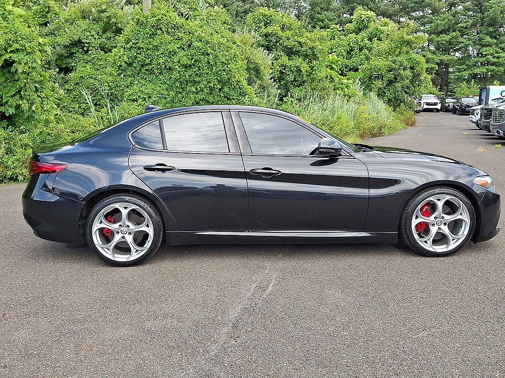 2021 Alfa Romeo Giulia Ti Sport