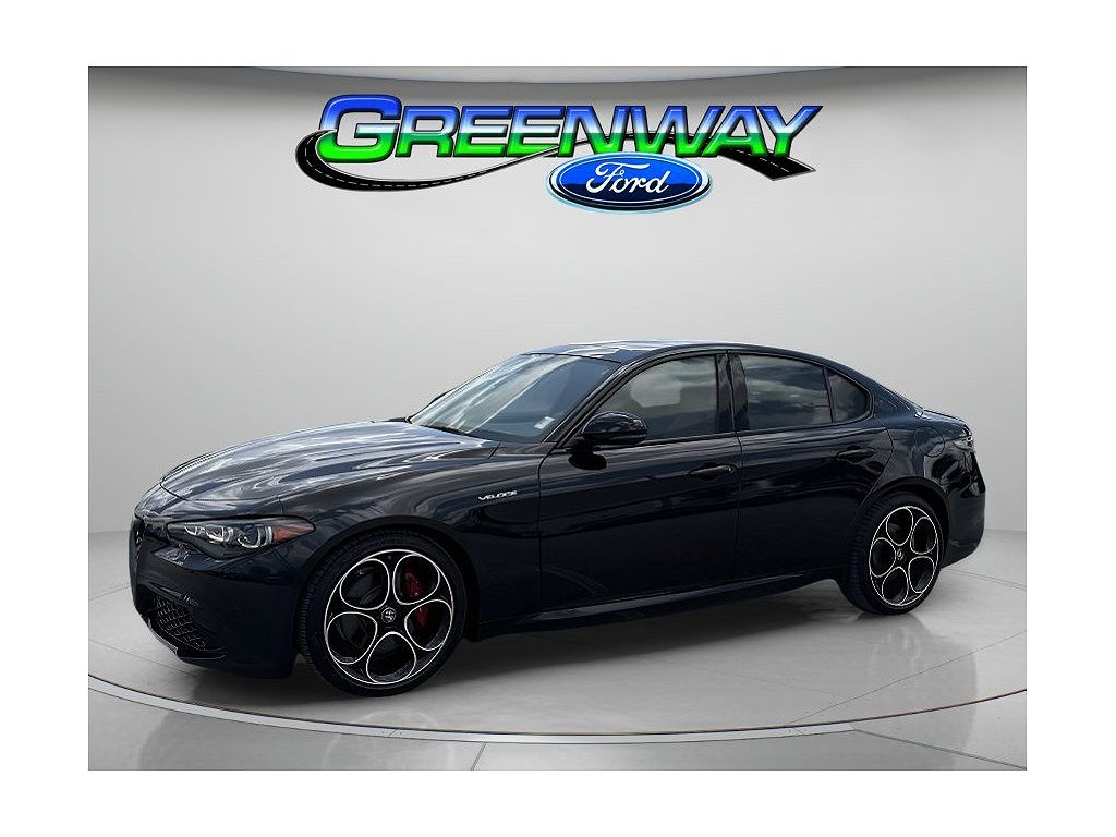 2024 Alfa Romeo Giulia Veloce