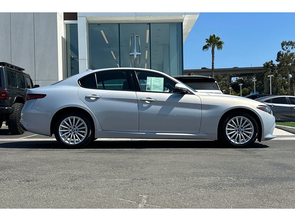 2023 Alfa Romeo Giulia Sprint