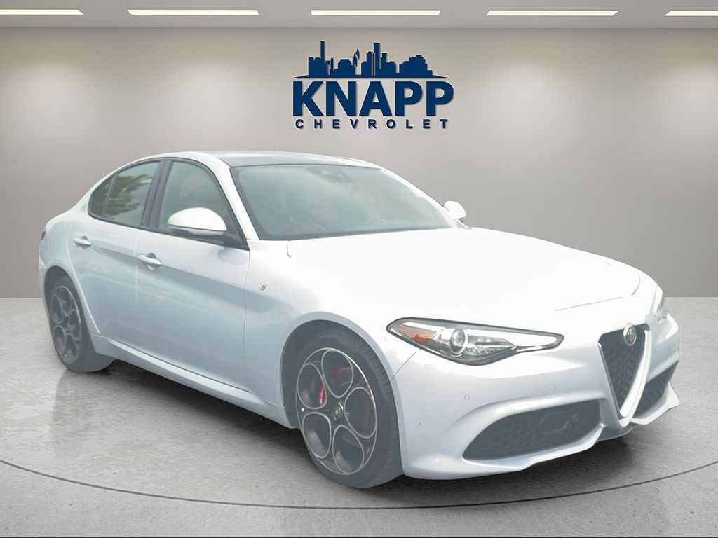 2022 Alfa Romeo Giulia Ti AWD
