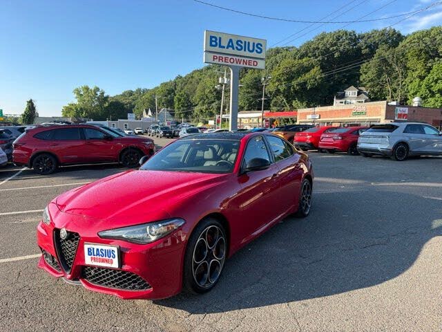 2022 Alfa Romeo Giulia Veloce