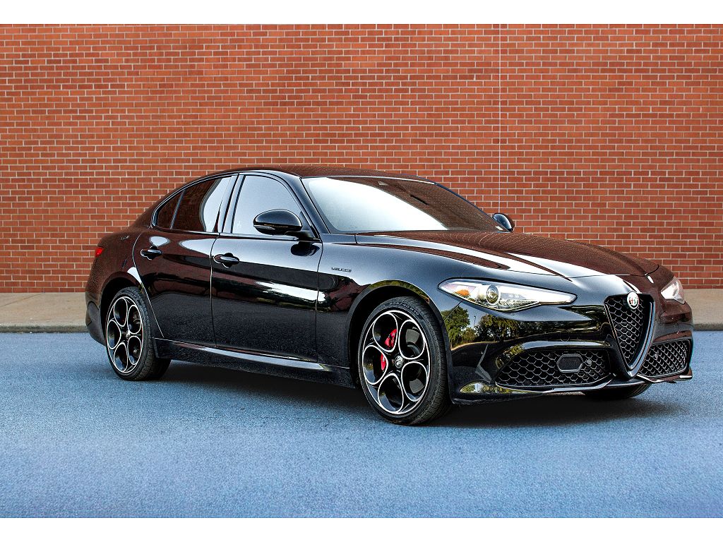 2022 Alfa Romeo Giulia Veloce