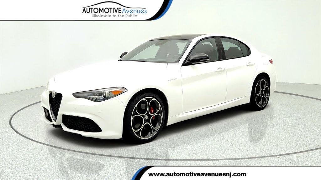 2023 Alfa Romeo Giulia Veloce