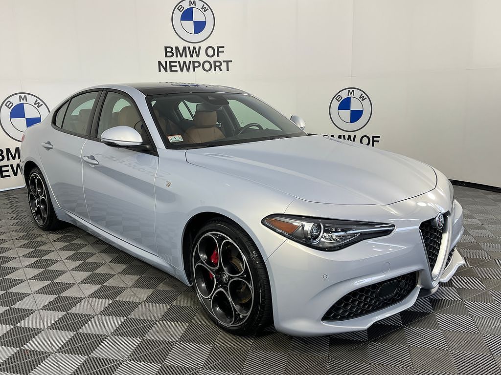 2022 Alfa Romeo Giulia Veloce