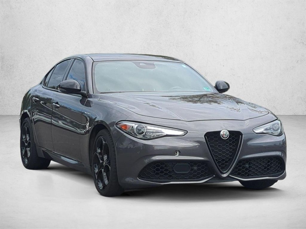 2022 Alfa Romeo Giulia Ti