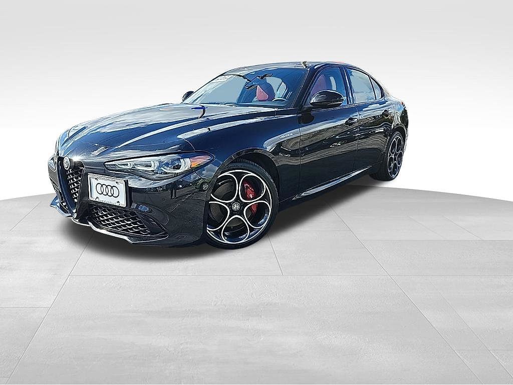 2024 Alfa Romeo Giulia Veloce