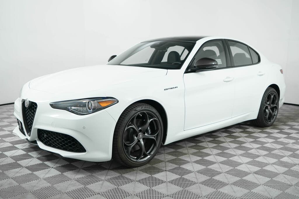 2023 Alfa Romeo Giulia - 3