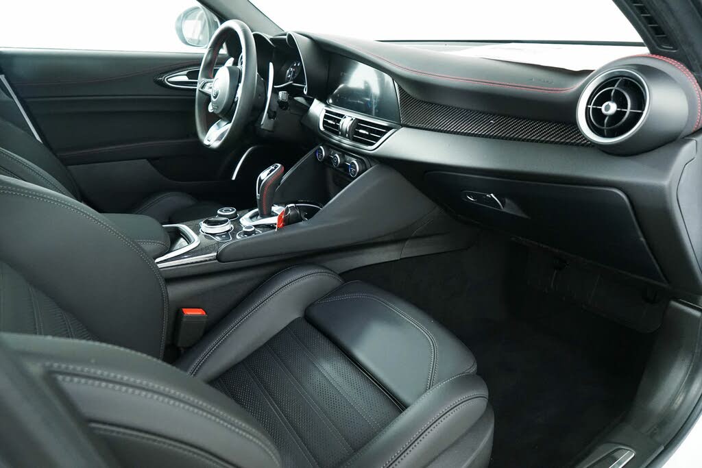 2023 Alfa Romeo Giulia - 30