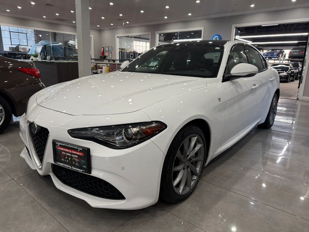 2023 Alfa Romeo Giulia Veloce