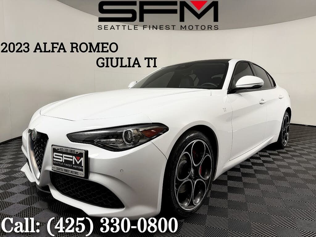 2023 Alfa Romeo Giulia Veloce