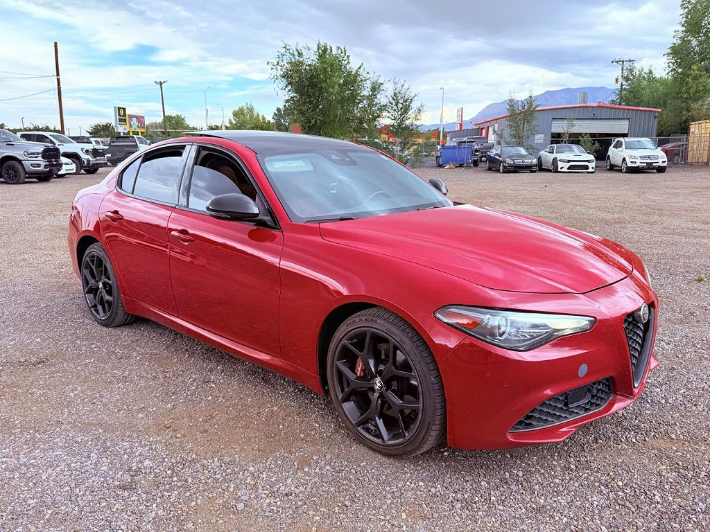 2020 Alfa Romeo Giulia Ti Sport Carbon