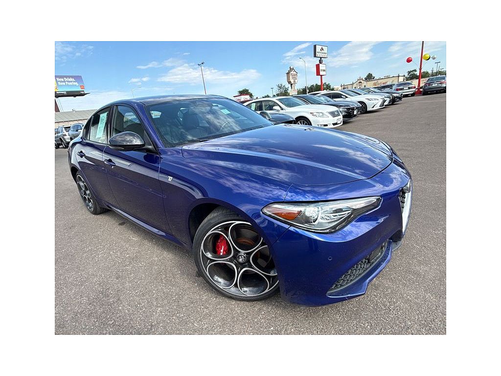 2022 Alfa Romeo Giulia Veloce