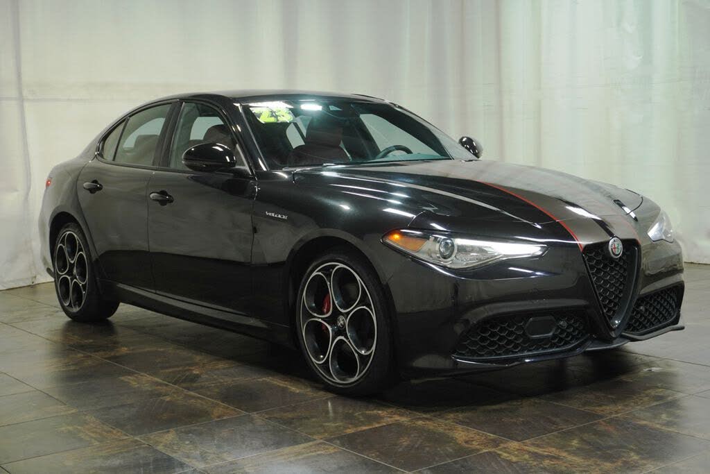 2023 Alfa Romeo Giulia Veloce