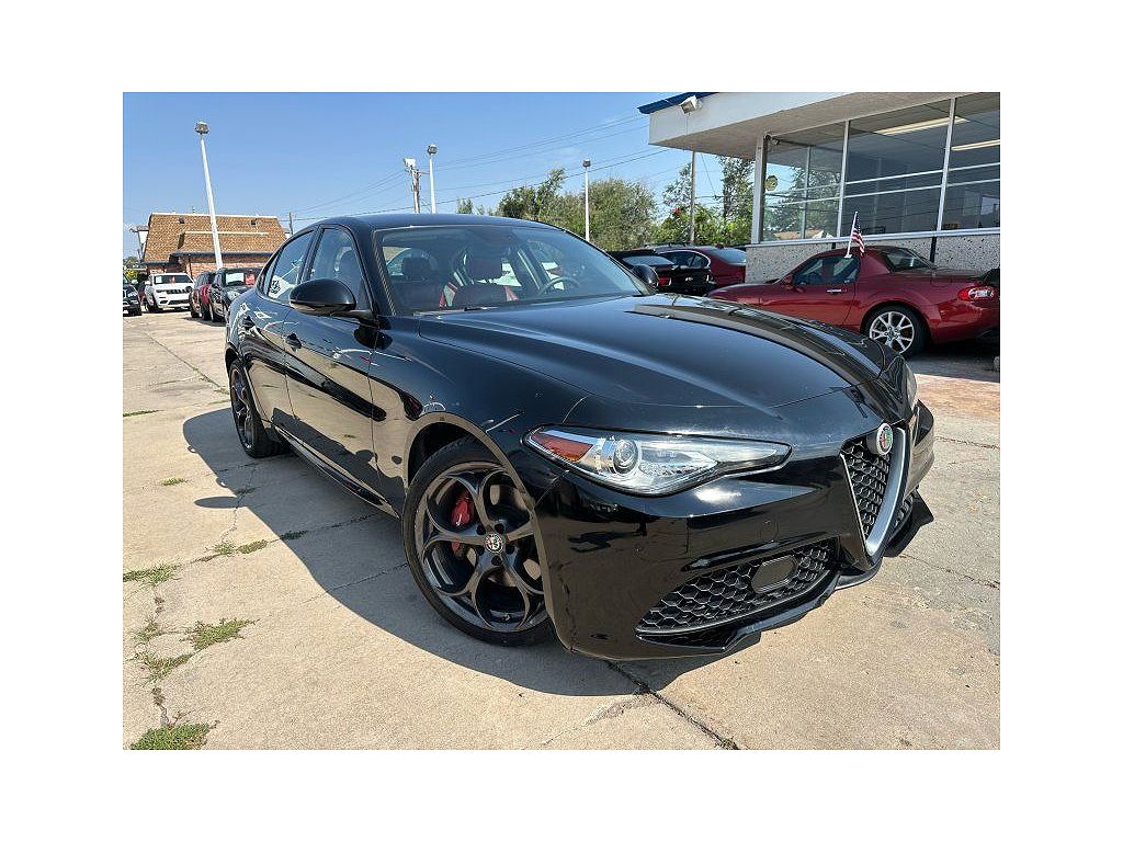 2019 Alfa Romeo Giulia Ti Sport Carbon