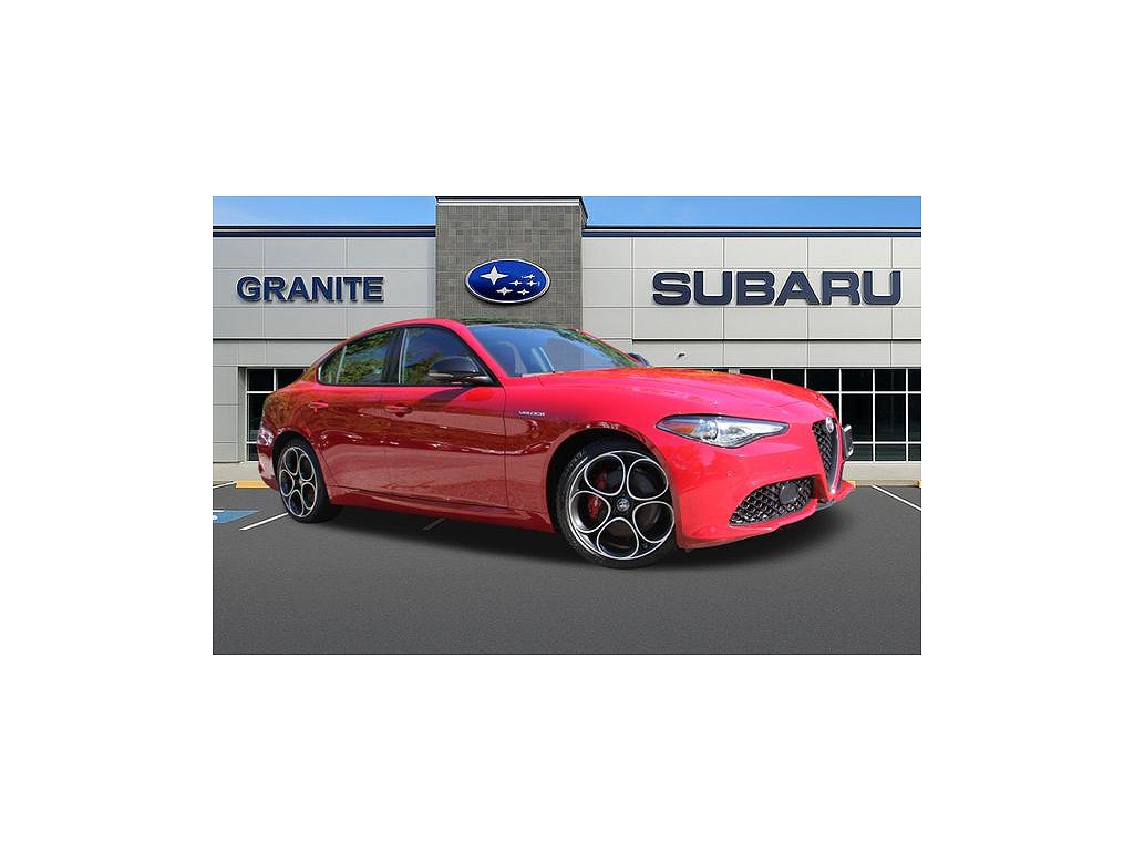 2022 Alfa Romeo Giulia Veloce