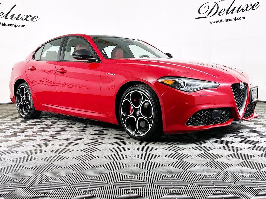 2023 Alfa Romeo Giulia Veloce