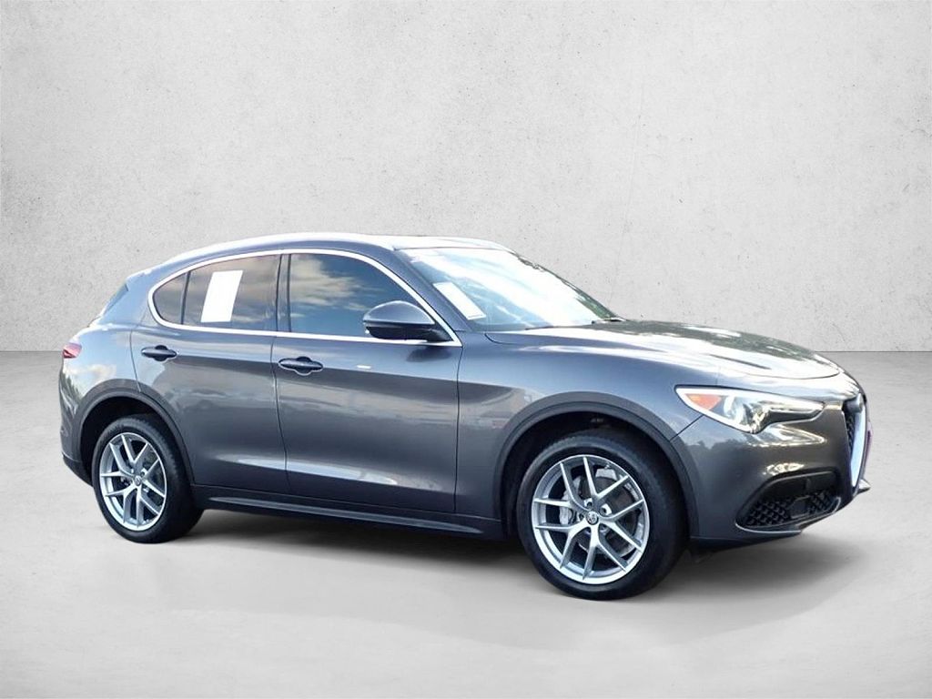 2018 Alfa Romeo Stelvio Ti
