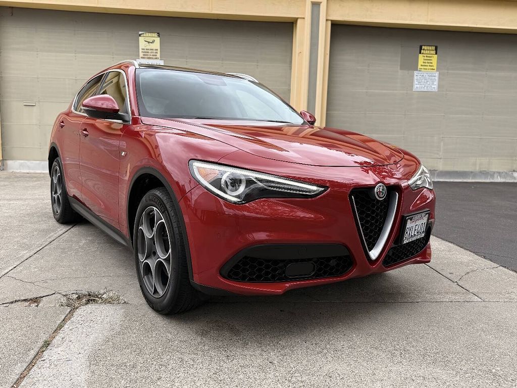 2018 Alfa Romeo Stelvio Ti
