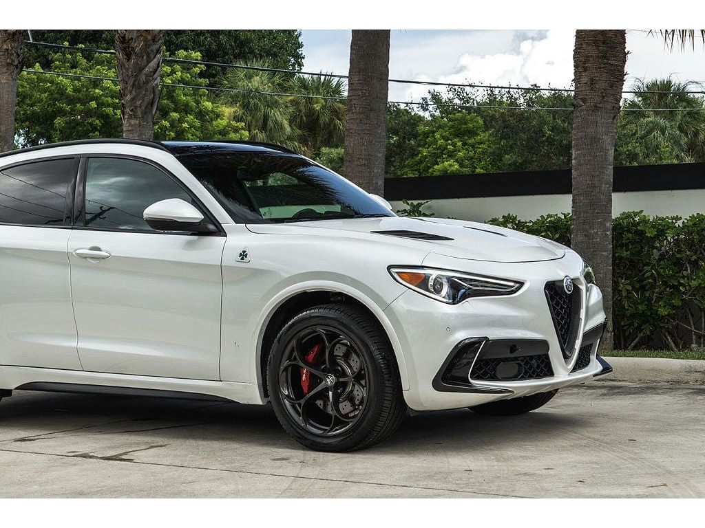 2018 Alfa Romeo Stelvio Quadrifoglio
