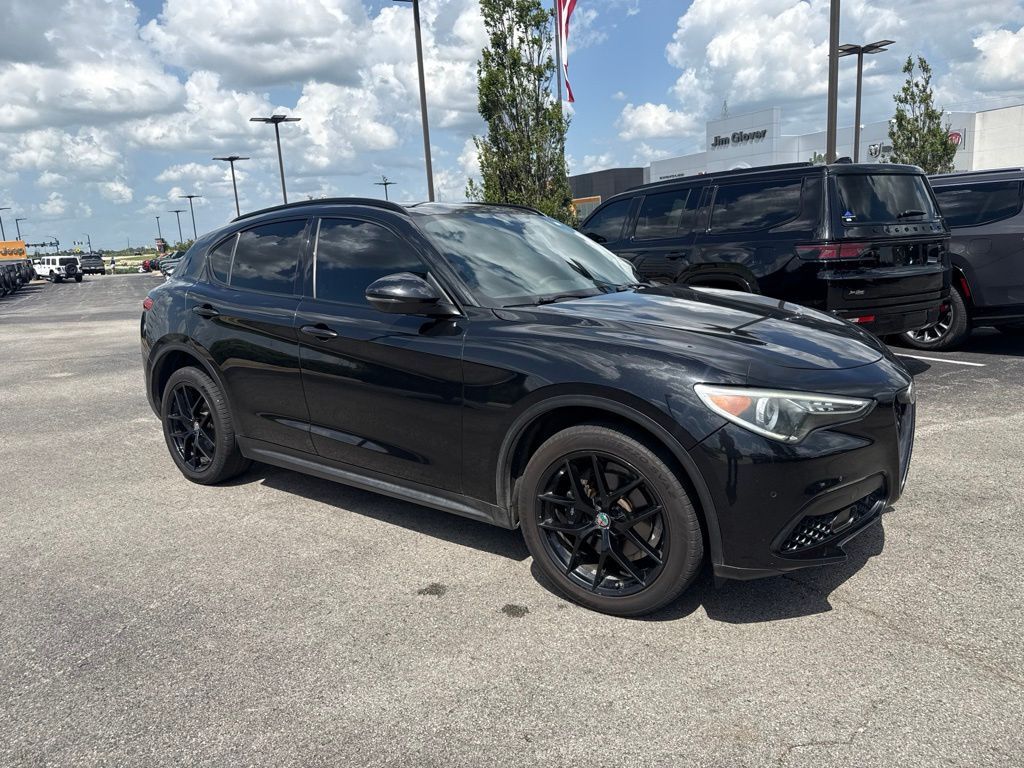 2018 Alfa Romeo Stelvio Ti Sport