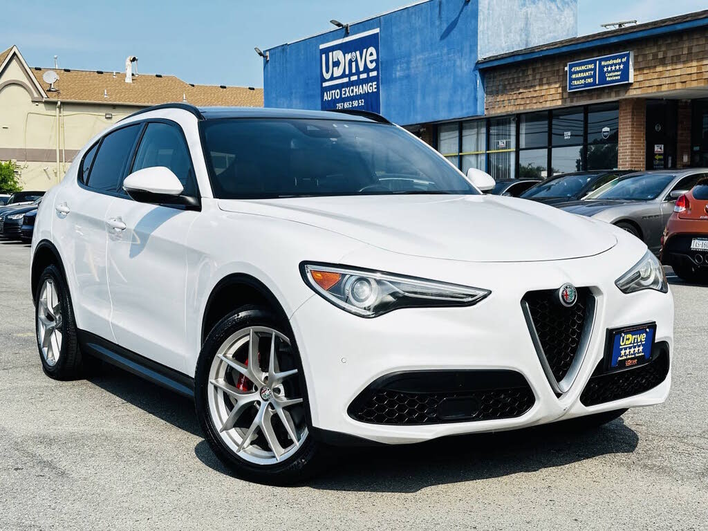 2018 Alfa Romeo Stelvio Ti Sport