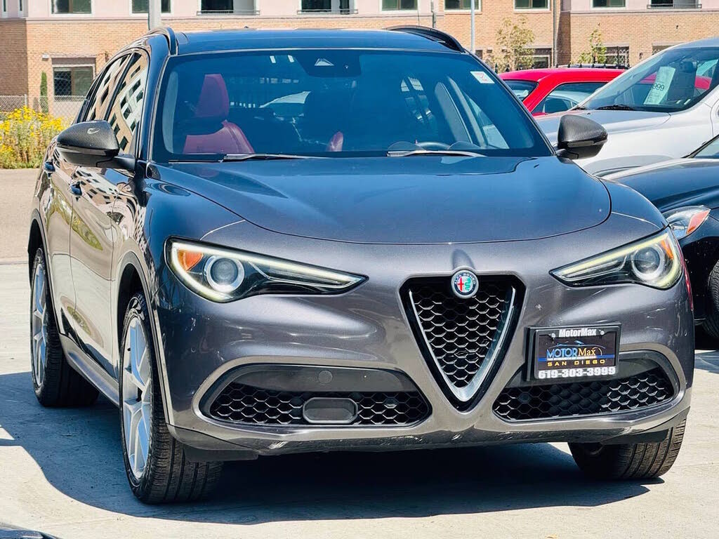 2018 Alfa Romeo Stelvio Ti Sport