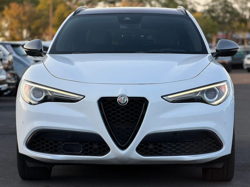 2018 Alfa Romeo Stelvio Ti Sport