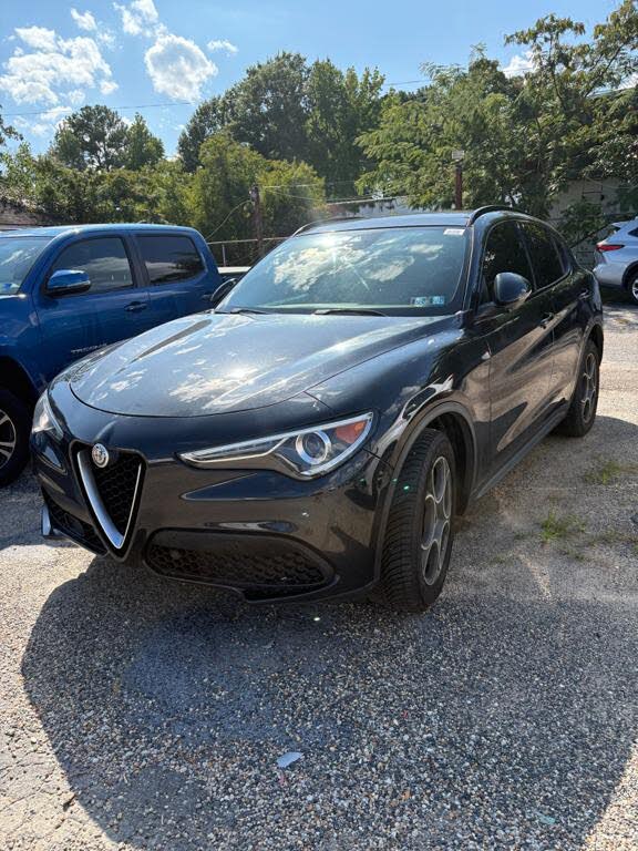 2018 Alfa Romeo Stelvio Sport