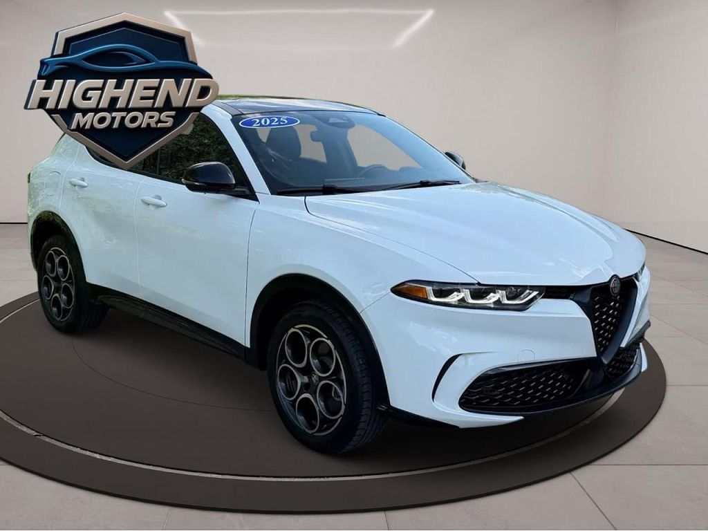 2025 Alfa Romeo Tonale